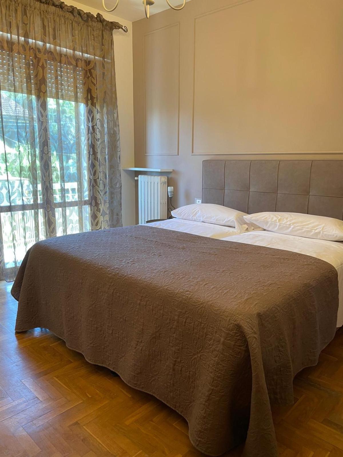 Residenza Sandrini Гамбаси Терме Екстериор снимка